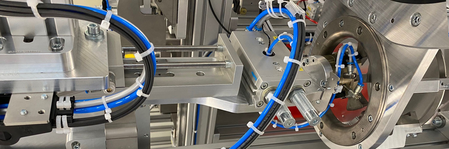 Zwerrenz Automatisierungstechnik Automationsanlagen Montageanlagen Prüfanlagen Rundtaktautomaten Handarbeitsplätze Roboterzellen Musterbau Vorrichtungsbau Liniensysteme Transfersysteme